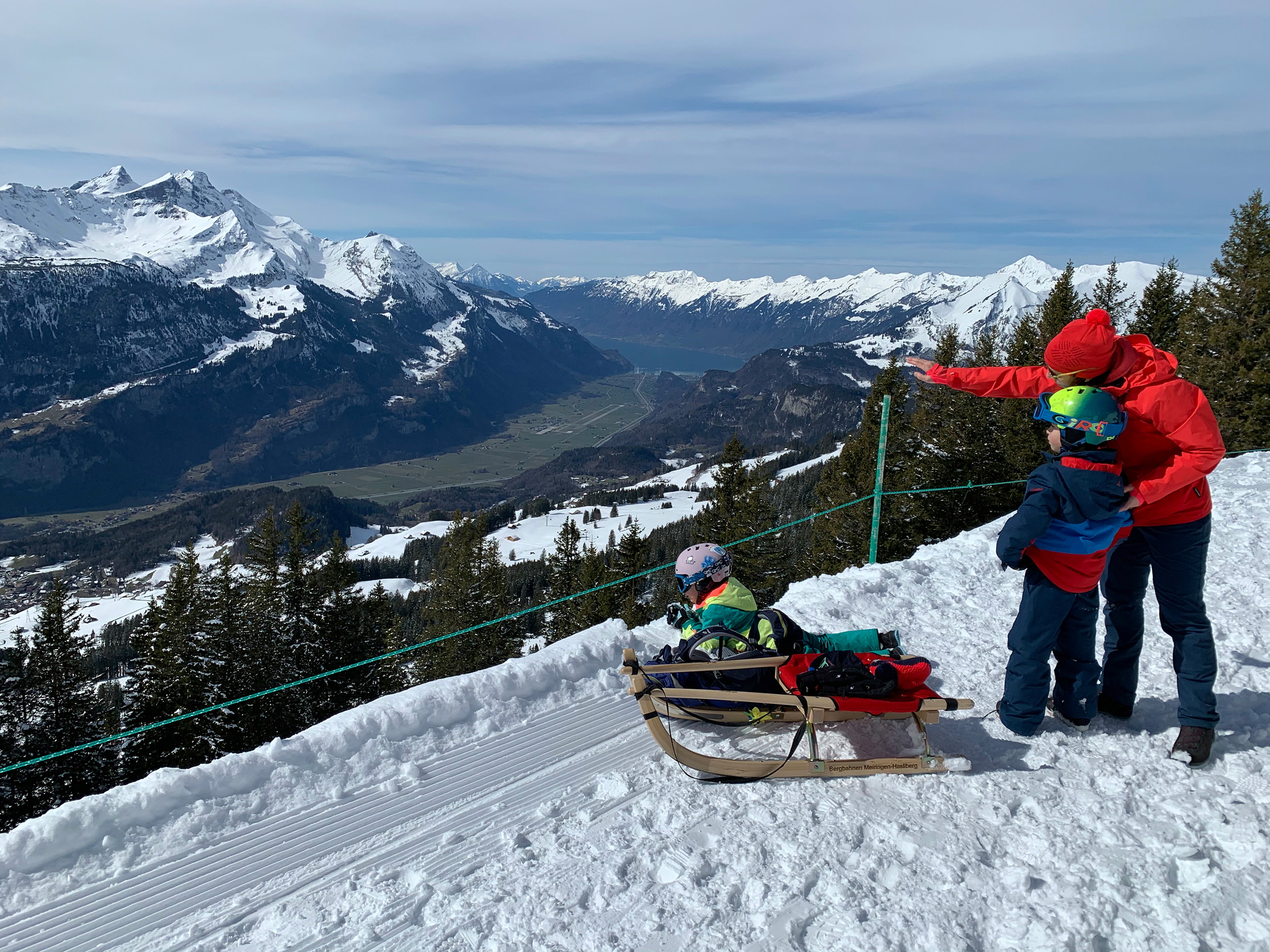 Winterwandern und schlitteln auf dem Hasliberg