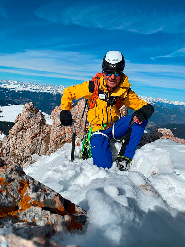 Simon Gietl completes first winter solo crossing of the Geisler peaks