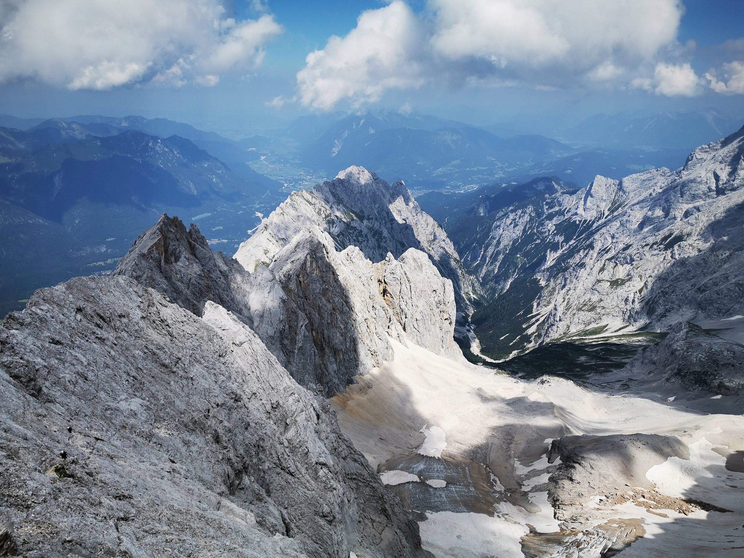 Zugspitze attraverso la valle Höllental