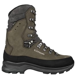 lowa shoes amazon