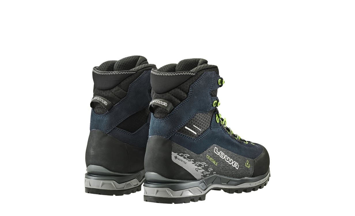 LOWA CEVEDALE PRO GTX MID – Men Mountaineering Shoes