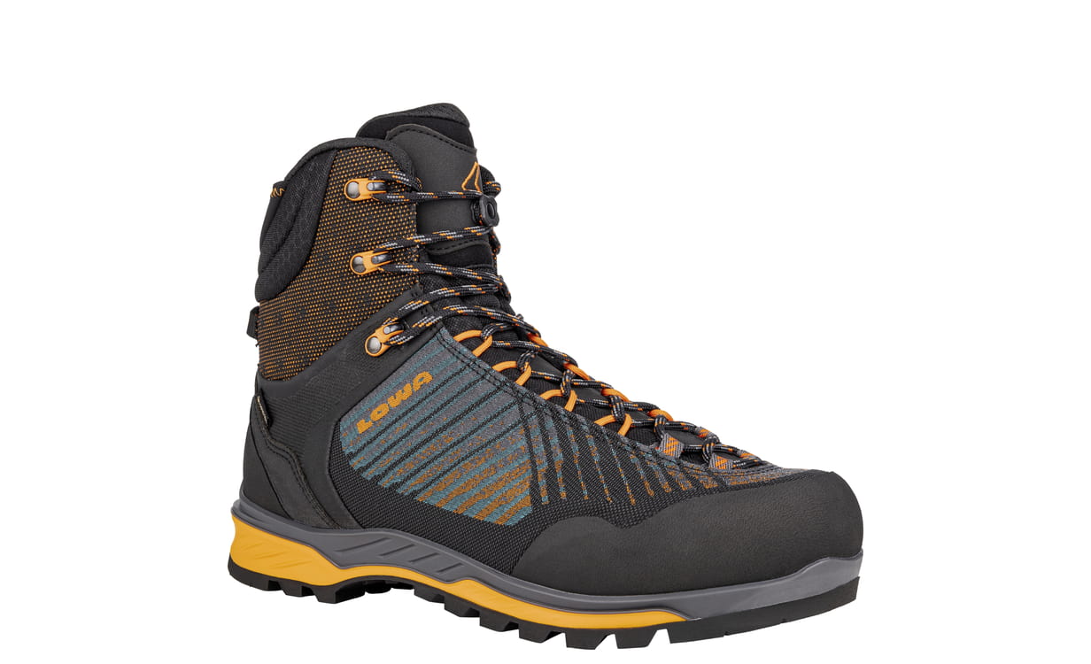 LOWA MANGART GTX MID